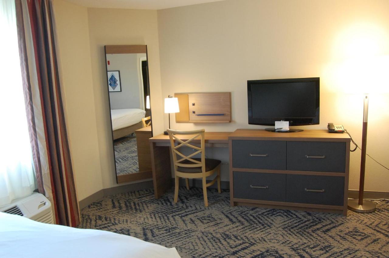 Candlewood Suites Harrisburg I-81 Hershey Area, An Ihg Hotel Eksteriør bilde